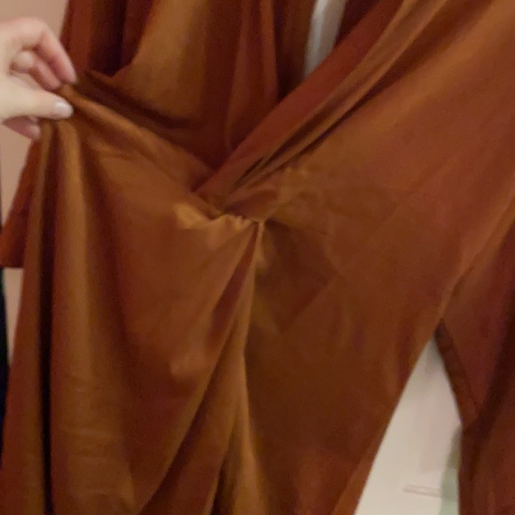 Rust colored kimono sleeve knot front dress - Picture 3 of 5